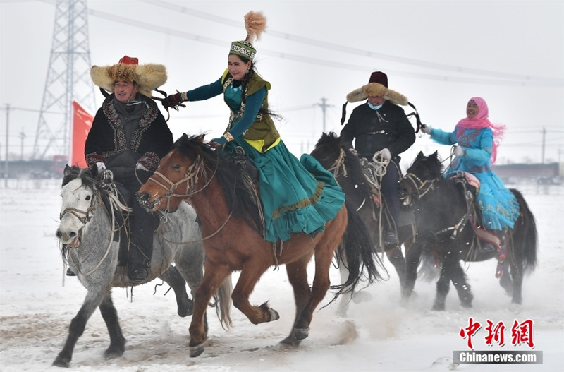 Единственная узбекская национальная волость в Китае встречает фестиваль зимнего забоя скота