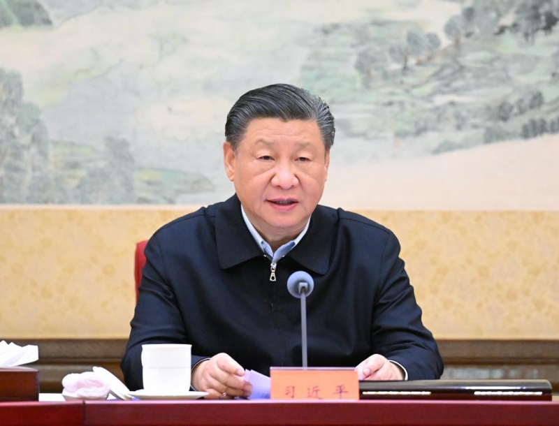 На заседании Политбюро ЦК КПК призвали объединить мощную силу для продвижения национального возрождения