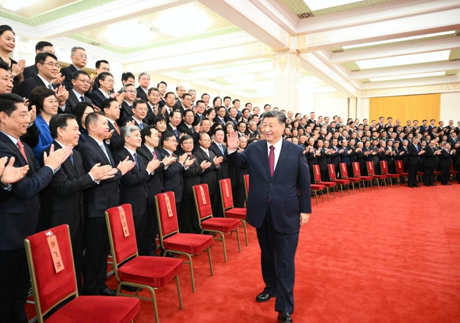 Си Цзиньпин встретился с дипломатическими представителями Китая в зарубежных странах