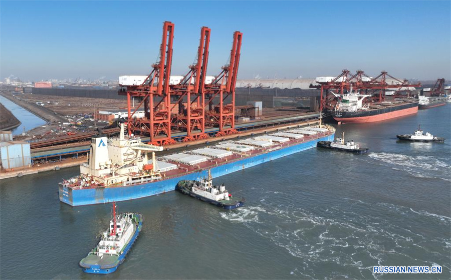 Грузооборот в порту Таншань пров. Хэбэй вырос на 9,53 проц. в 2023 году