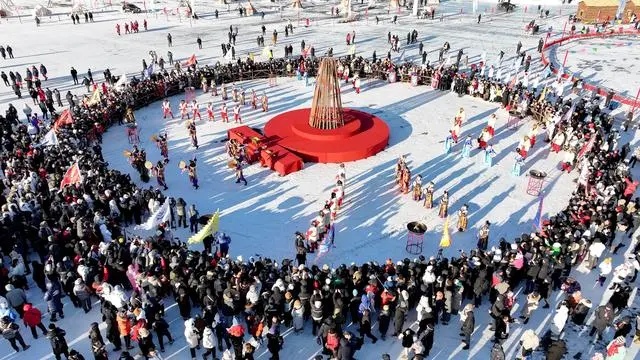 В Хэйлунцзяне стартовал 9-й Международный фестиваль зимней рыбалки