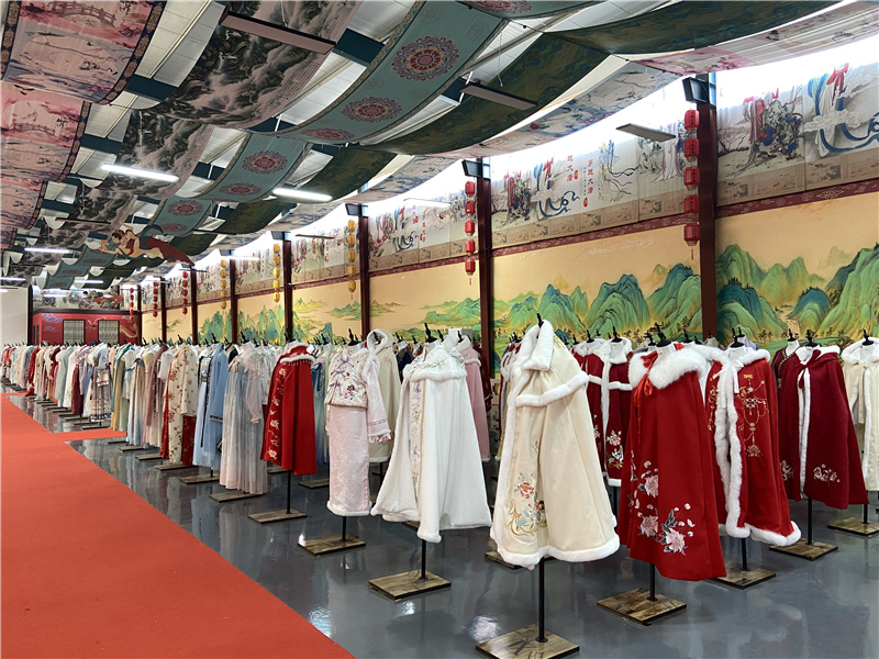 Уезд Цаосянь провинции Шаньдун – лидер производства традиционных нарядов ханьфу