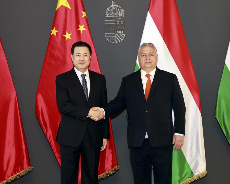 Венгрия готова углублять дружбу с Китаем -- В. Орбан