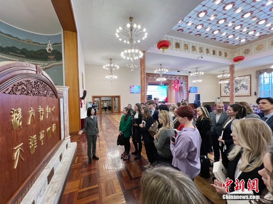 В посольстве КНР в РФ прошел «день открытых дверей»