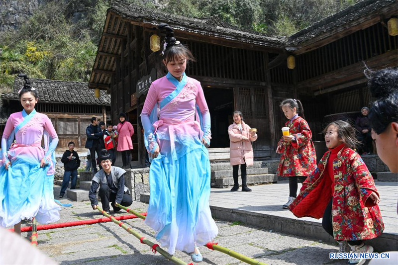 В Китае Международный женский день отметили разными мероприятиями