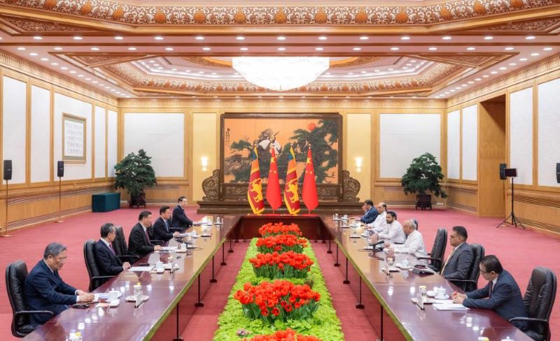 Си Цзиньпин встретился с премьер-министром Шри-Ланки
