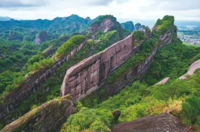 Еще 6 китайских геопарков оказались в списке ЮНЕСКО