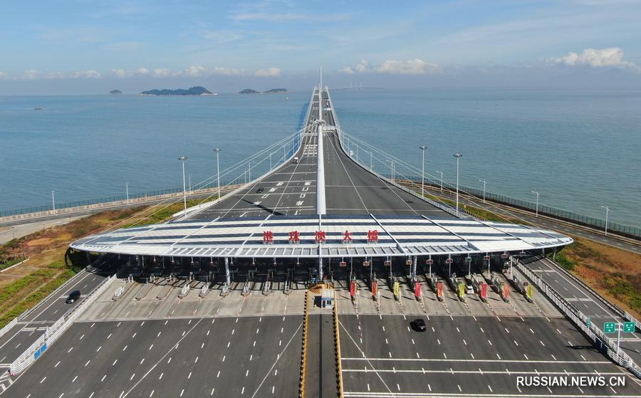Суточный транспортный поток через КПП на мосту Сянган-Чжухай-Аомэнь установил новый рекорд