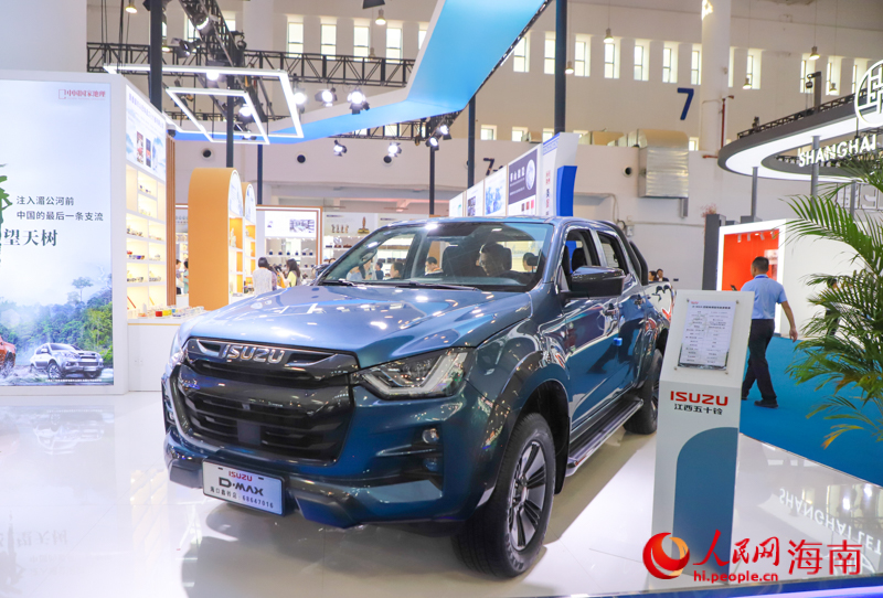 Китайские автомобили представлены на Китайской международной выставке потребительских товаров