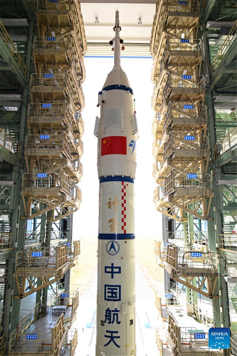 Китай готовится к запуску пилотируемого космического корабля 