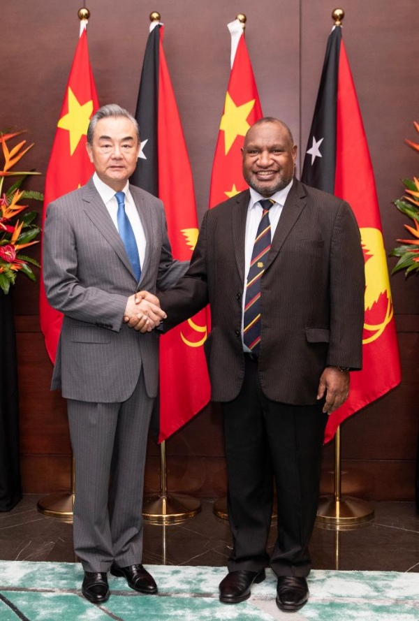 Китай станет самым надежным партнером Папуа-Новой Гвинеи в процессе развития -- Ван И