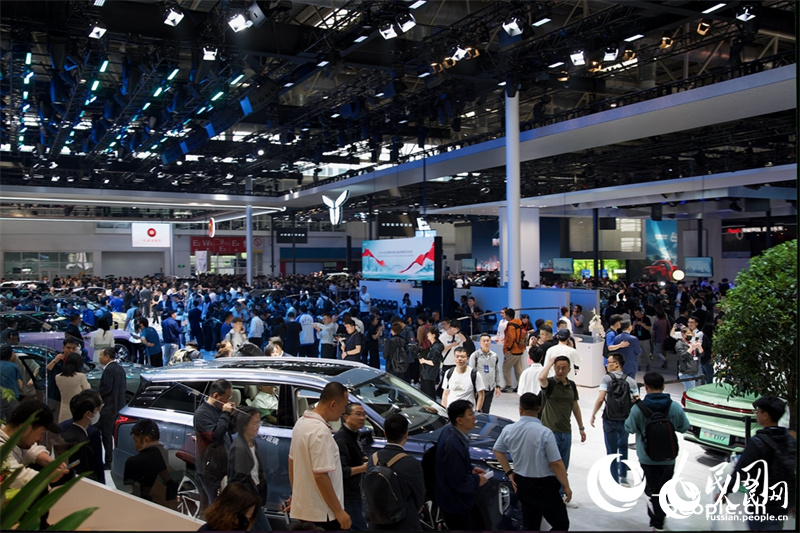 В Пекине открылась 18-я Международная автомобильная выставка