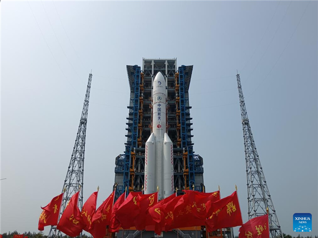 Китай готовится к запуску лунного зонда "Чанъэ-6"