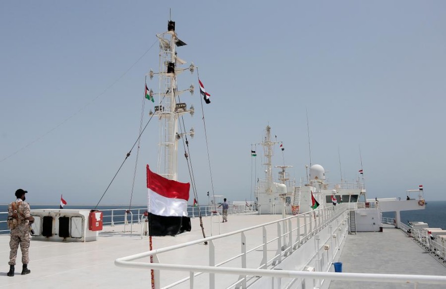 Делегация МККК встретилась с экипажем захваченного судна в Йемене