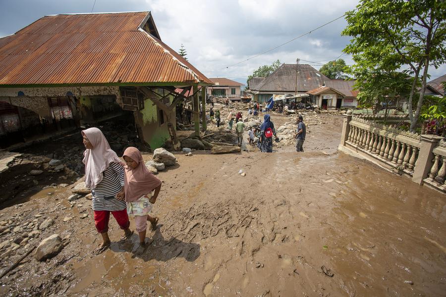 Число жертв лавовых наводнений в Индонезии достигло 37