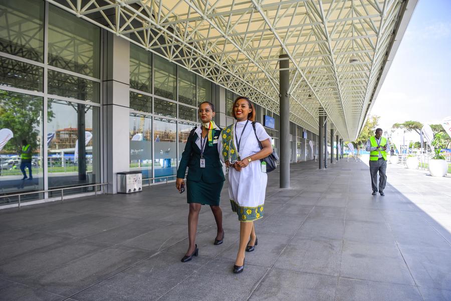 "Эфиопские авиалинии" открыли построенный Китаем терминал