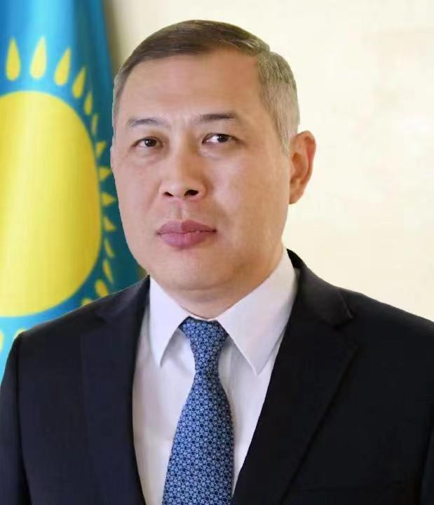 Посол Казахстана в Китае Шахрат Нурышев