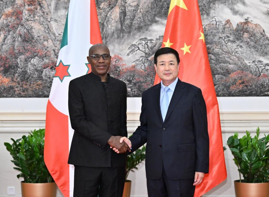 Министр общественной безопасности КНР встретился с министром внутренних дел Бурунди