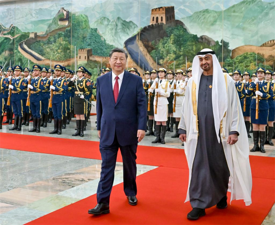 Си Цзиньпин провел переговоры с президентом ОАЭ