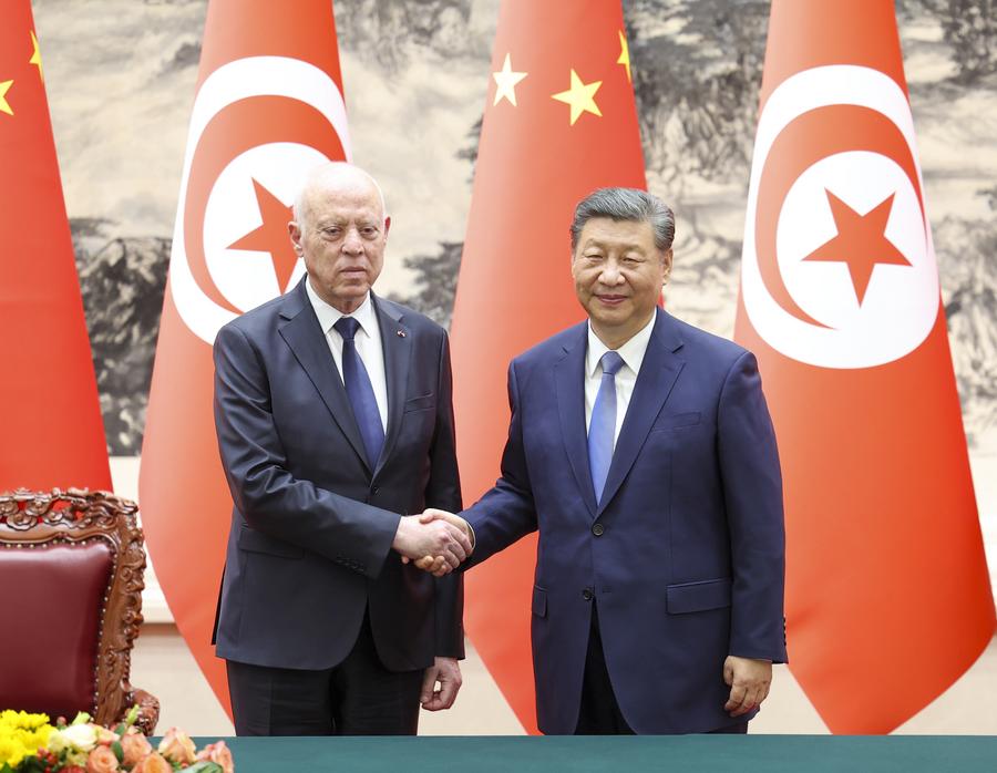 Китай и Тунис установили отношения стратегического партнерств