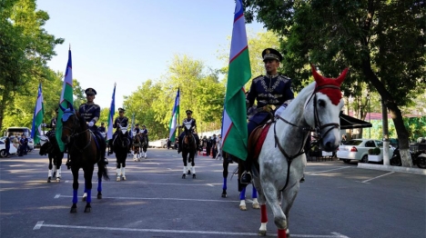 В Ташкенте прошел конный парад в честь Международного дня защиты детей