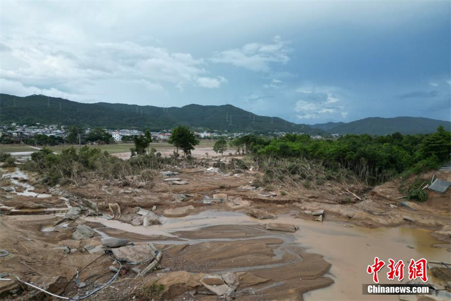 Число погибших в результате ливней на юге Китая возросло до 9 человек