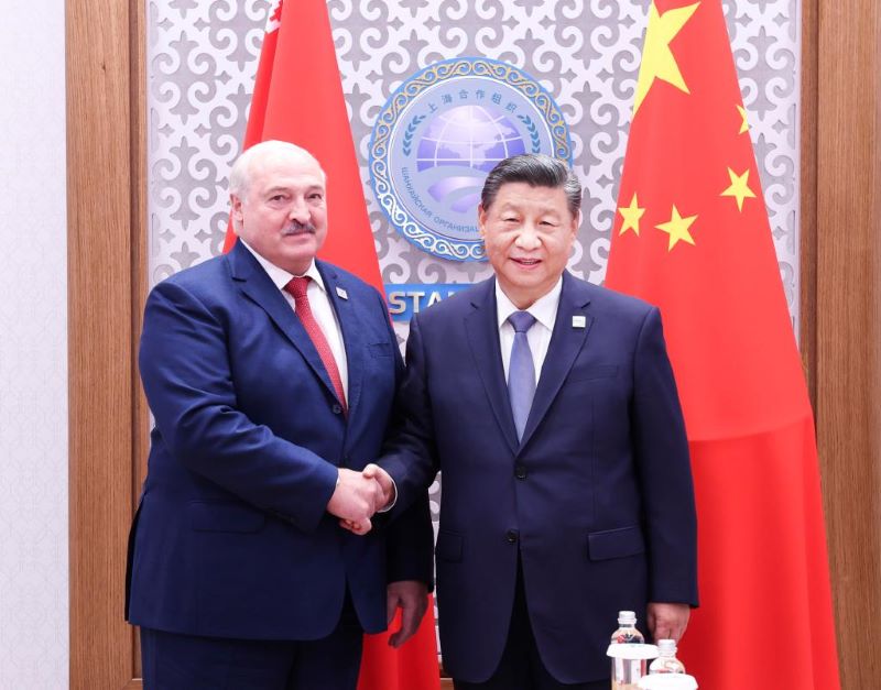 Китайско-белорусские отношения будут сохранять здоровое и стремительное развитие -- Си Цзиньпин