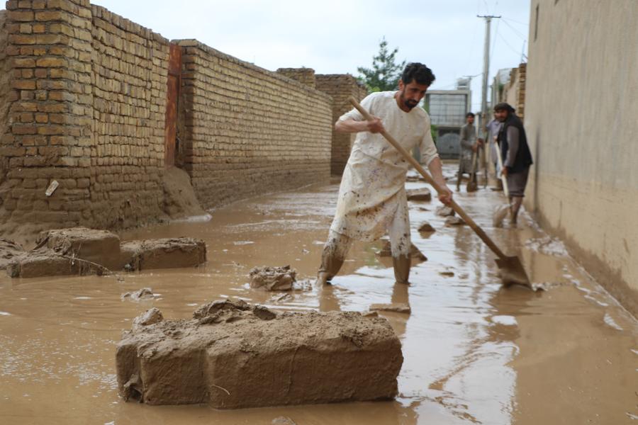 Север Афганистана после наводнения 19 мая /Фото: Синьхуа/