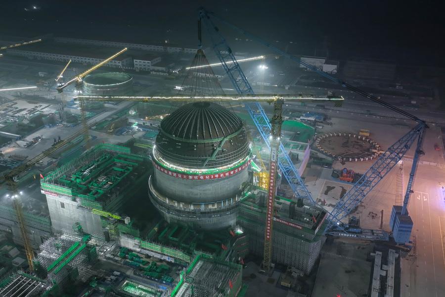 25 июля 2023 года, строящаяся атомная электростанция "Сюйдапу" в городе Хулудао пров. Ляонин на Северо-Востоке Китая. /Фото: Синьхуа/