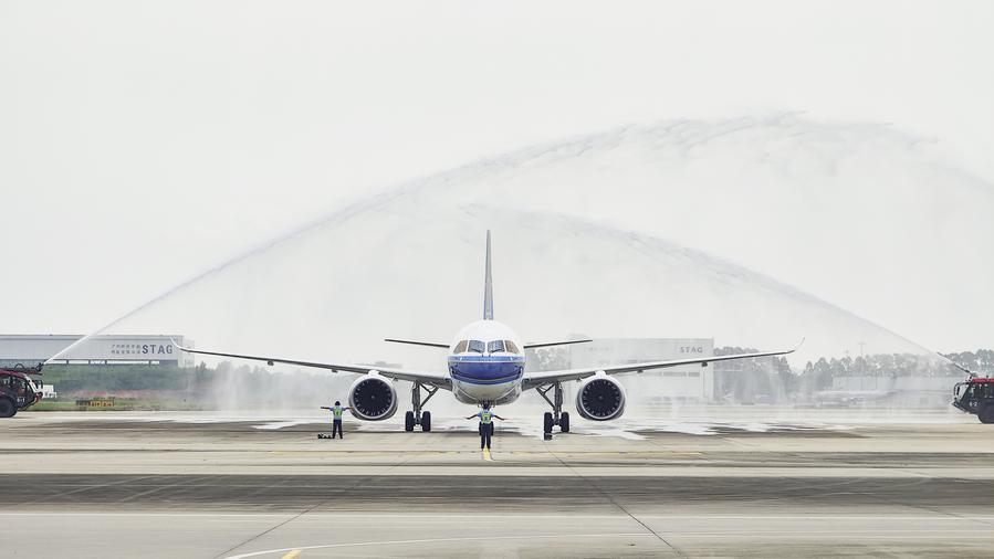 Самолеты китайской разработки C919 перевезли более 500 тыс. пассажиров