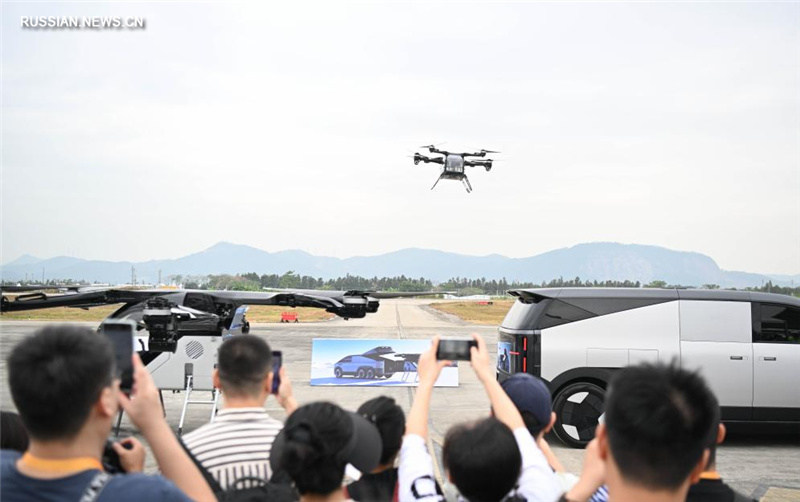 Стенд низковысотной экономики на авиасалоне Airshow China