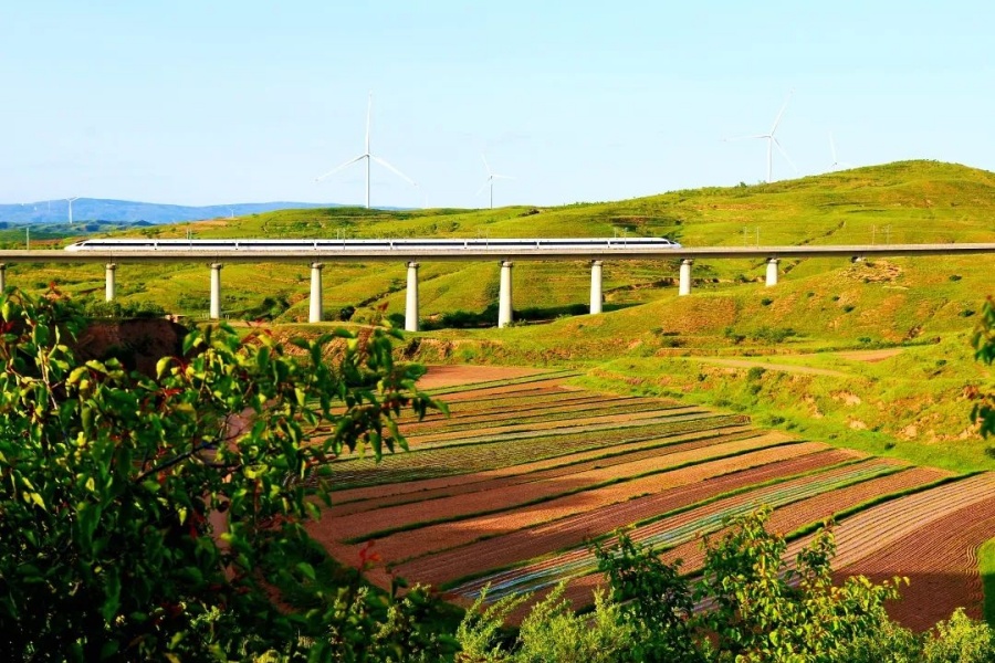 Красоты Северного Китая за окном поезда