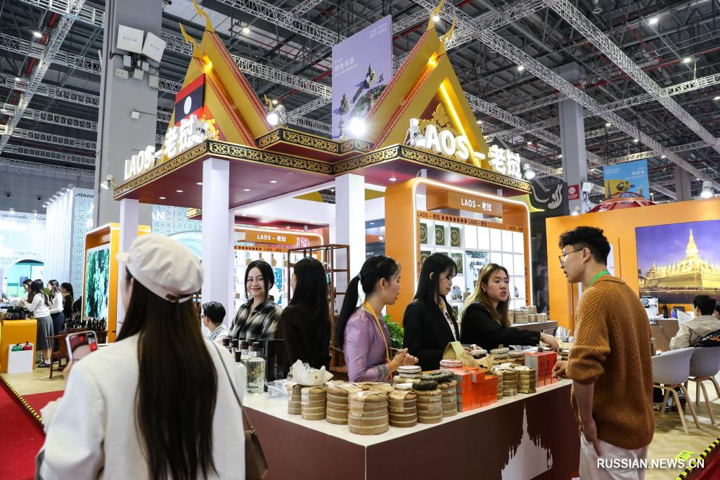 В Шанхае закрылось 8-е Китайское международное импортное ЭКСПО