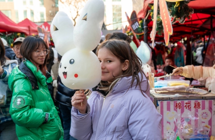 Зимняя ярмарка для иностранцев открылась в Уси