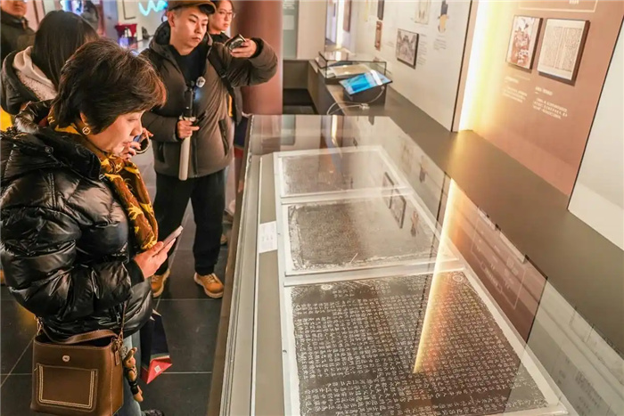 В Пекине открылась выставка о системе государственных экзаменов Древнего Китая