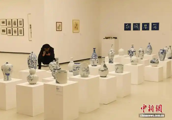 В Чунцине открылась выставка детских рисунков, вдохновленная грузовыми поездами «Китай – Европа»