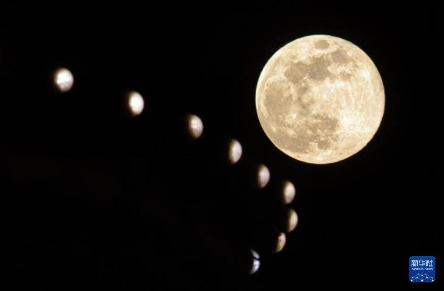 Первое в 2026 году суперлуние украсило ночное небо