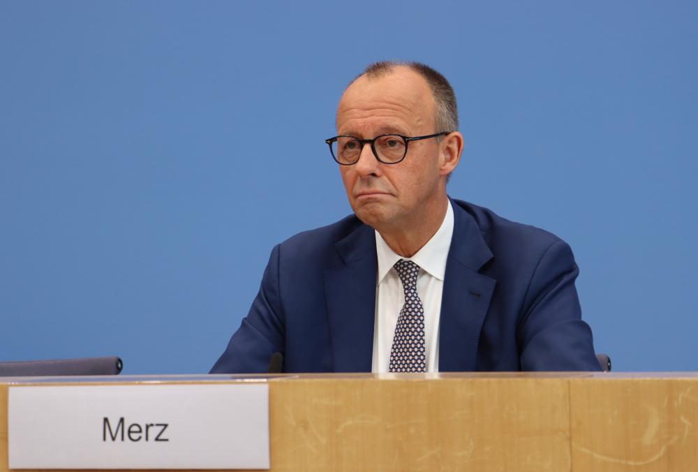 Канцлер Германии заявил о серьезном давлении на экономику и назвал ее восстановление приоритетом на 2026 год