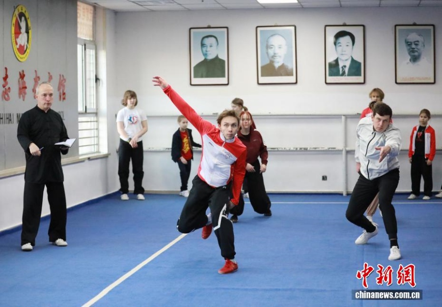 Российские последователи ушу ищут истоки мастерства в Цанчжоу