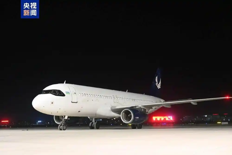 Между Китаем и Узбекистаном открылся новый пассажирский авиарейс Кашгар-Ташкент