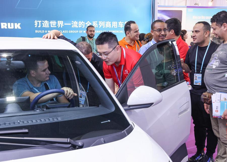 Рост в 4,5 раза за 5 лет: экологичные товары из категории "новой тройки" стали важными драйверами роста экспорта Китая