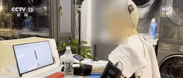 Китай одобрил первый в мире инвазивный продукт для интерфейса "мозг-компьютер" для коммерческого применения