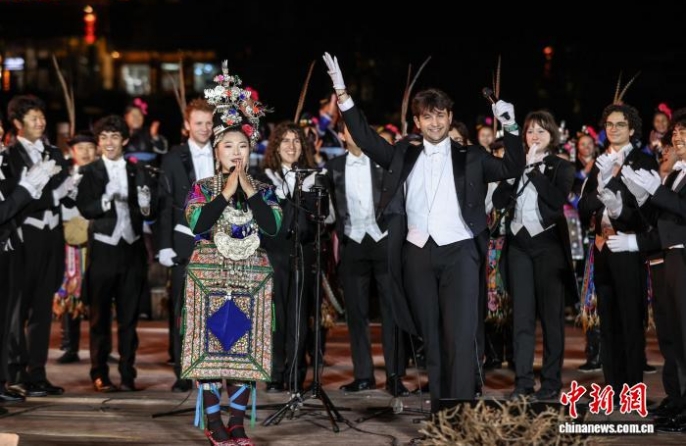 Концерт, посвященый культурным обменам между Китаем и США, прошел в Гуйчжоу