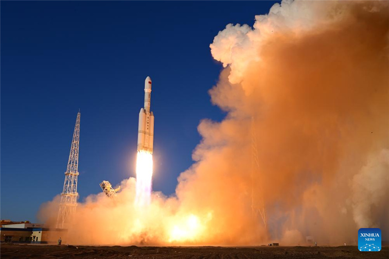 Китай запустил в космос ракету-носитель Лицзянь-2 Y1