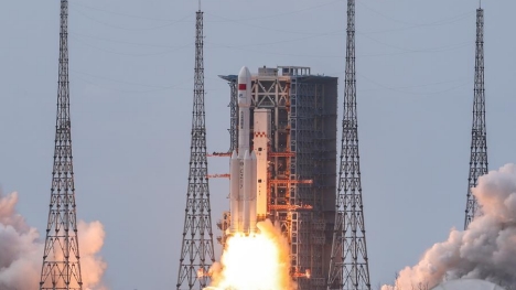 Китайский грузовой корабль "Тяньчжоу-10" пристыковался к комбинации космической станции