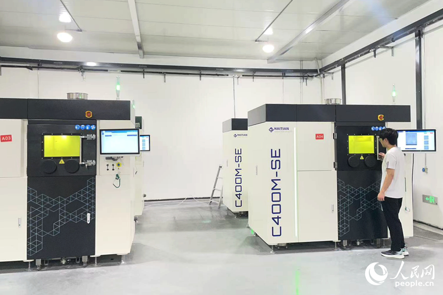 Как 3D-печать перевернула обувное производство в китайской «столице обуви»