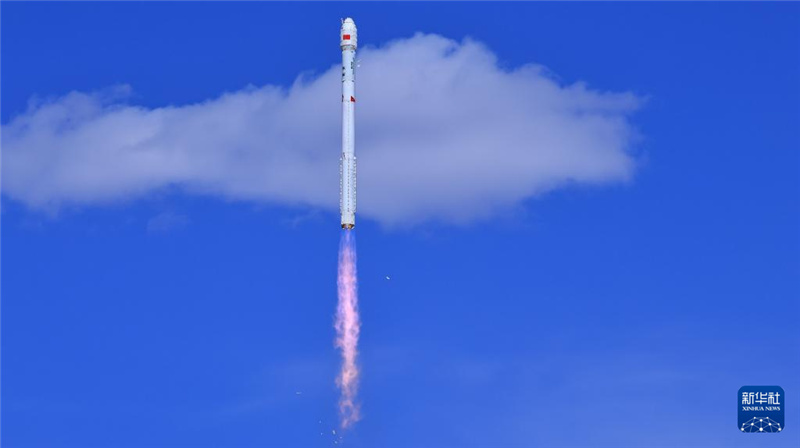 Китайская ракета-носитель "Чжуцюэ-2E Y6" вывела на орбиту два спутника