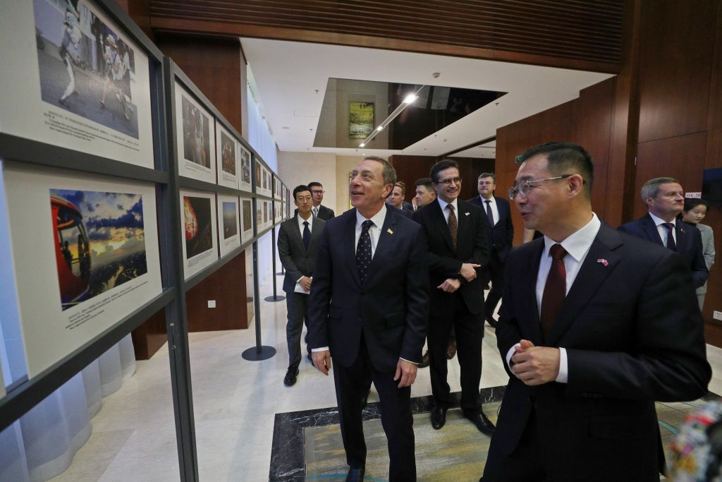 В Минске открылась фотовыставка о достижениях китайской модернизации