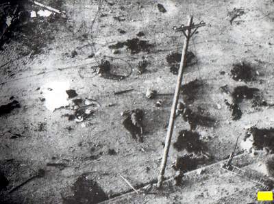 13 декабря 1937 года, трупы разбросаны по всей местности около южных ворот города Нанкин.