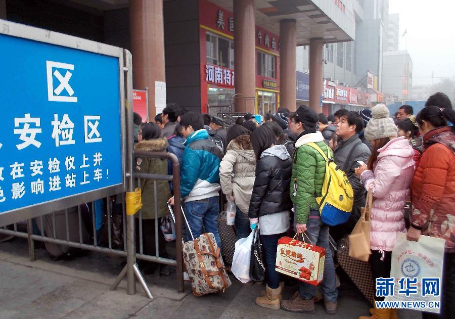 Китай в ожидании предновогодних пассажироперевозок (16)